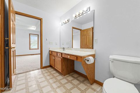 Tiny photo for 2411 Villa Drive, Findlay, OH 45840 (MLS # 10005813)