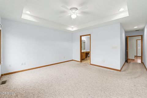 Tiny photo for 2411 Villa Drive, Findlay, OH 45840 (MLS # 10005813)