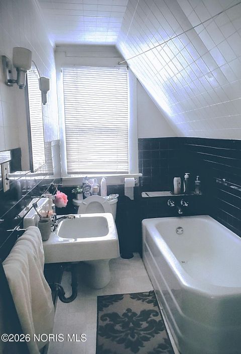 Tiny photo for 534 Clark Street, Toledo, OH 43605 (MLS # 10003209)