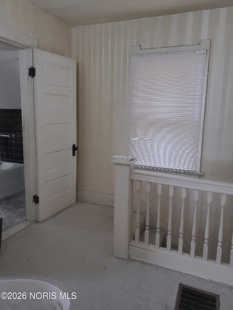 Tiny photo for 534 Clark Street, Toledo, OH 43605 (MLS # 10003209)