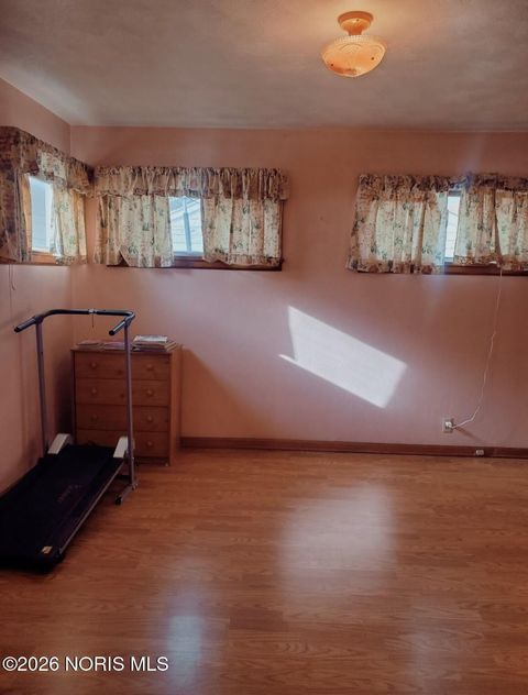 Tiny photo for 534 Clark Street, Toledo, OH 43605 (MLS # 10003209)