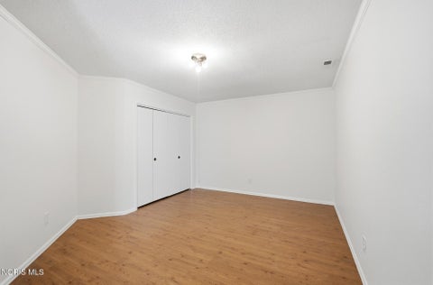 Tiny photo for 15760 Five Point Road, Perrysburg, OH 43551 (MLS # 10014313)