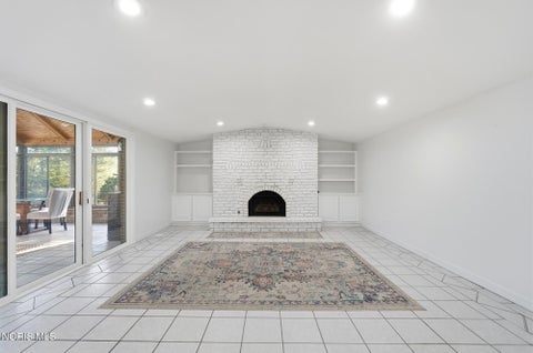 Tiny photo for 15760 Five Point Road, Perrysburg, OH 43551 (MLS # 10014313)