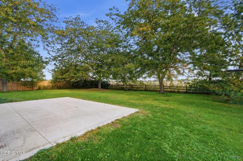 Tiny photo for 15760 Five Point Road, Perrysburg, OH 43551 (MLS # 10014313)