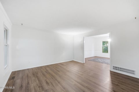 Tiny photo for 15760 Five Point Road, Perrysburg, OH 43551 (MLS # 10014313)
