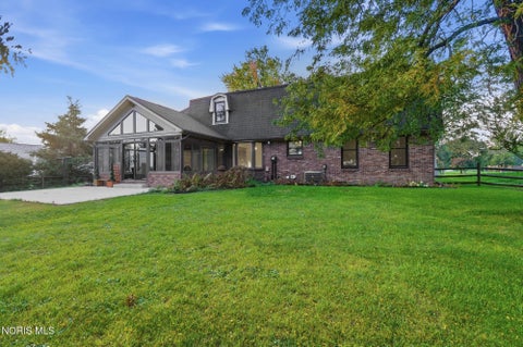 Tiny photo for 15760 Five Point Road, Perrysburg, OH 43551 (MLS # 10014313)