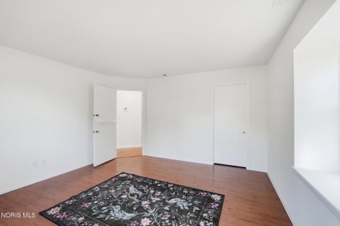 Tiny photo for 15760 Five Point Road, Perrysburg, OH 43551 (MLS # 10014313)