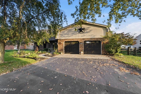 Tiny photo for 15760 Five Point Road, Perrysburg, OH 43551 (MLS # 10014313)