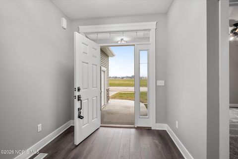 Tiny photo for 3095 E Plaza Boulevard, Northwood, OH 43619 (MLS # 10004084)