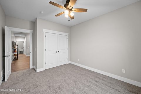 Tiny photo for 3095 E Plaza Boulevard, Northwood, OH 43619 (MLS # 10004084)