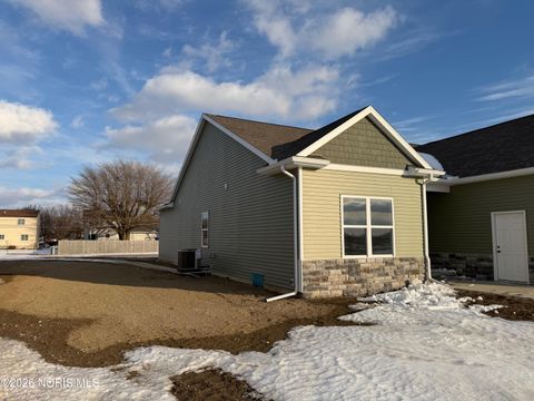 Tiny photo for 3095 E Plaza Boulevard, Northwood, OH 43619 (MLS # 10004084)