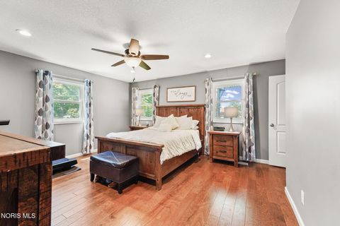 Tiny photo for 1040 Woodside Drive, Findlay, OH 45840 (MLS # 10008429)