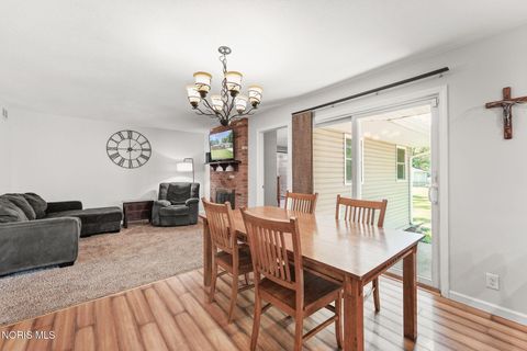 Tiny photo for 1040 Woodside Drive, Findlay, OH 45840 (MLS # 10008429)