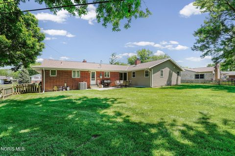 Tiny photo for 1040 Woodside Drive, Findlay, OH 45840 (MLS # 10008429)