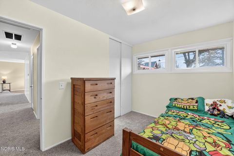 Tiny photo for 3015 Lambert Drive, Toledo, OH 43613 (MLS # 10005426)