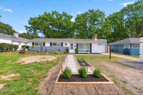Photo of 3238 Romaker Road, Toledo, OH 43615 (MLS # 10014696)