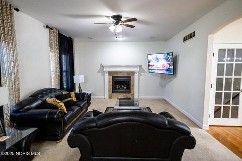 Tiny photo for 7858 Chestnut Ridge, Maumee, OH 43537 (MLS # 10000804)