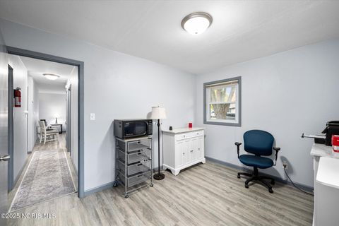 Tiny photo for 2121 Holiday Drive, Swanton, OH 43558 (MLS # 10000598)