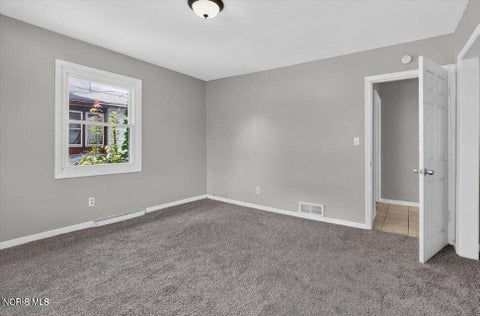 Tiny photo for 735 Russell Street, Toledo, OH 43608 (MLS # 10014395)