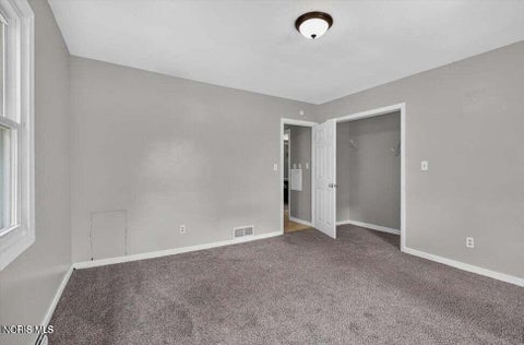 Tiny photo for 735 Russell Street, Toledo, OH 43608 (MLS # 10014395)