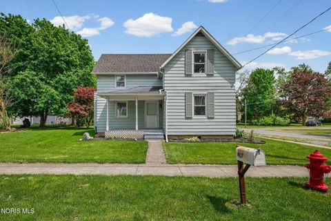 Photo of 407 S Jefferson Street, Pandora, OH 45877 (MLS # 10007309)