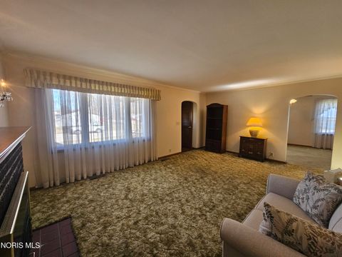 Tiny photo for 655 Clinton Court, Findlay, OH 45840 (MLS # 10004655)