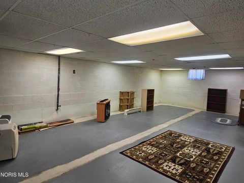 Tiny photo for 655 Clinton Court, Findlay, OH 45840 (MLS # 10004655)