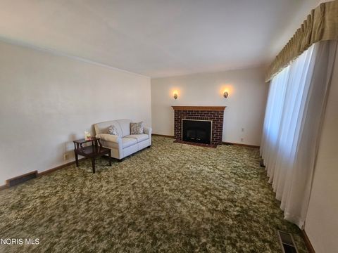 Tiny photo for 655 Clinton Court, Findlay, OH 45840 (MLS # 10004655)