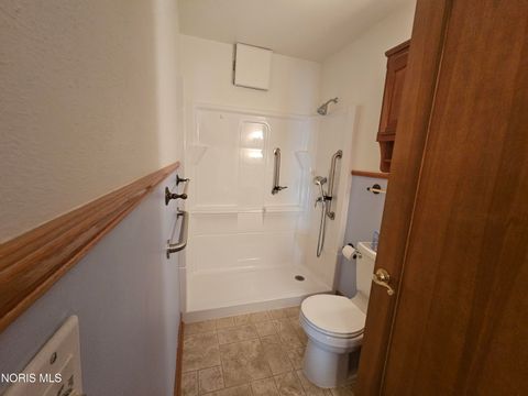 Tiny photo for 655 Clinton Court, Findlay, OH 45840 (MLS # 10004655)