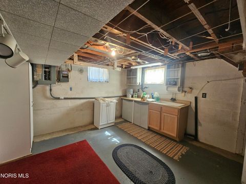 Tiny photo for 655 Clinton Court, Findlay, OH 45840 (MLS # 10004655)