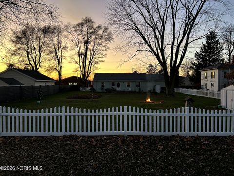 Tiny photo for 17566 Wapakoneta Road, Grand Rapids, OH 43522 (MLS # 10003591)