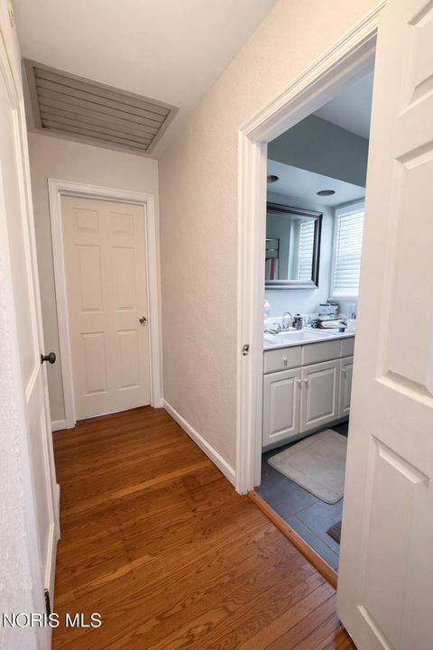 Tiny photo for 4206 Grantley Road, Toledo, OH 43613 (MLS # 10005283)