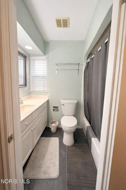 Tiny photo for 4206 Grantley Road, Toledo, OH 43613 (MLS # 10005283)