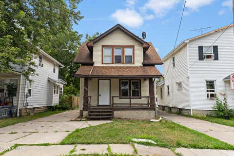 Tiny photo for 3901 Burton Avenue, Toledo, OH 43612 (MLS # 10011560)