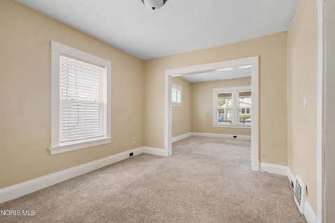 Tiny photo for 3901 Burton Avenue, Toledo, OH 43612 (MLS # 10011560)