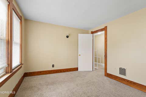 Tiny photo for 3901 Burton Avenue, Toledo, OH 43612 (MLS # 10011560)