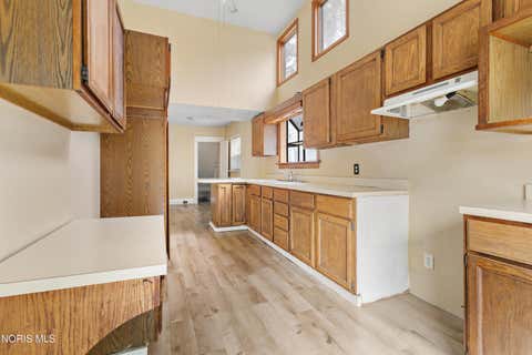 Tiny photo for 3901 Burton Avenue, Toledo, OH 43612 (MLS # 10011560)