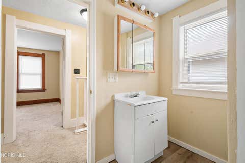 Tiny photo for 3901 Burton Avenue, Toledo, OH 43612 (MLS # 10011560)