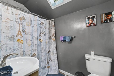 Tiny photo for 2335 Ward Street, Toledo, OH 43609 (MLS # 10012860)
