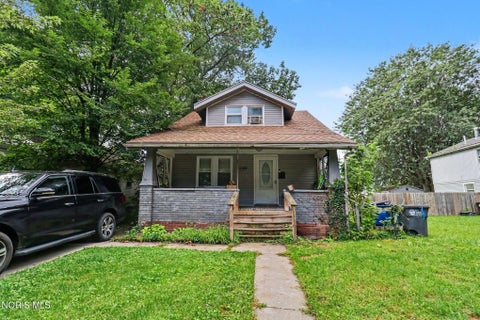 Tiny photo for 2335 Ward Street, Toledo, OH 43609 (MLS # 10012860)