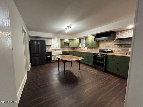 Tiny photo for 17569 State Route 18, Defiance, OH 43512 (MLS # 10006823)