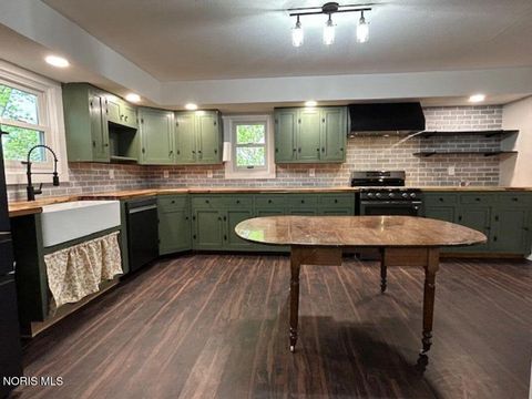 Tiny photo for 17569 State Route 18, Defiance, OH 43512 (MLS # 10006823)