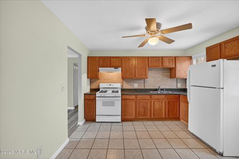 Tiny photo for 5646 Acres Road, Sylvania, OH 43560 (MLS # 10002952)