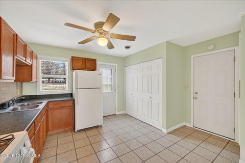 Tiny photo for 5646 Acres Road, Sylvania, OH 43560 (MLS # 10002952)