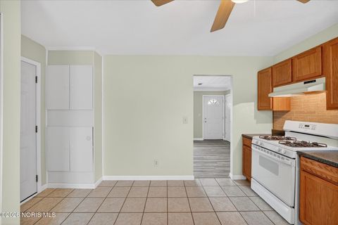 Tiny photo for 5646 Acres Road, Sylvania, OH 43560 (MLS # 10002952)