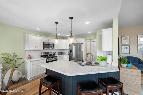 Tiny photo for 4205 Grande Lake Drive, Maumee, OH 43537 (MLS # 10002794)