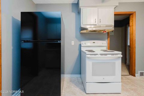 Tiny photo for 1711 Washington Avenue, Findlay, OH 45840 (MLS # 10003156)