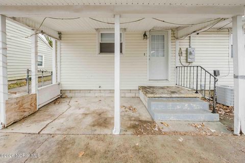 Tiny photo for 1711 Washington Avenue, Findlay, OH 45840 (MLS # 10003156)