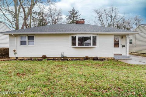 Tiny photo for 1711 Washington Avenue, Findlay, OH 45840 (MLS # 10003156)