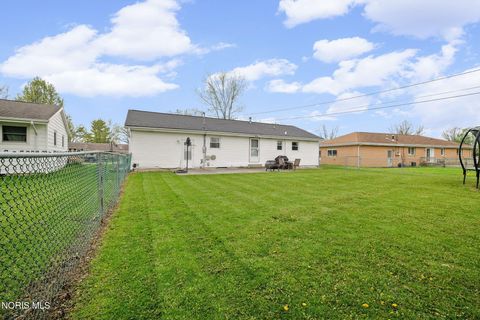 Tiny photo for 2418 Hollybrook Drive, Findlay, OH 45840 (MLS # 10006263)